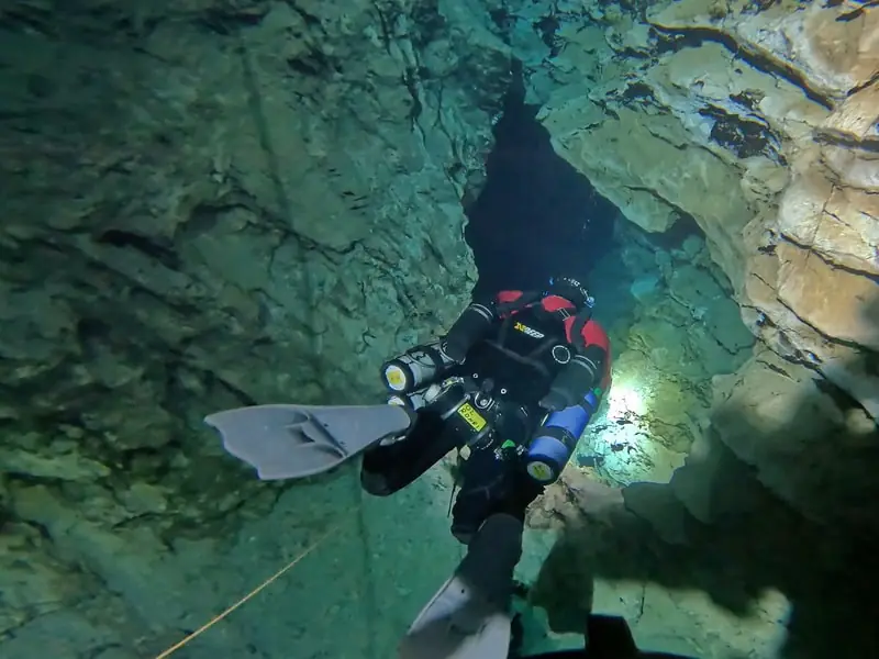 Timo Zischka AP Inspiration Mine 2 - Full Cave Diver